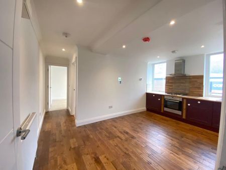 2 bedroom flat to rent - Photo 3