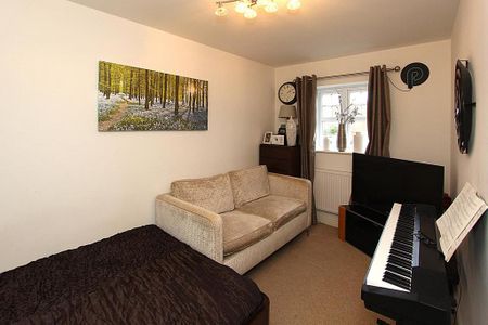 4 bedroom townhouse to rent - Photo 5