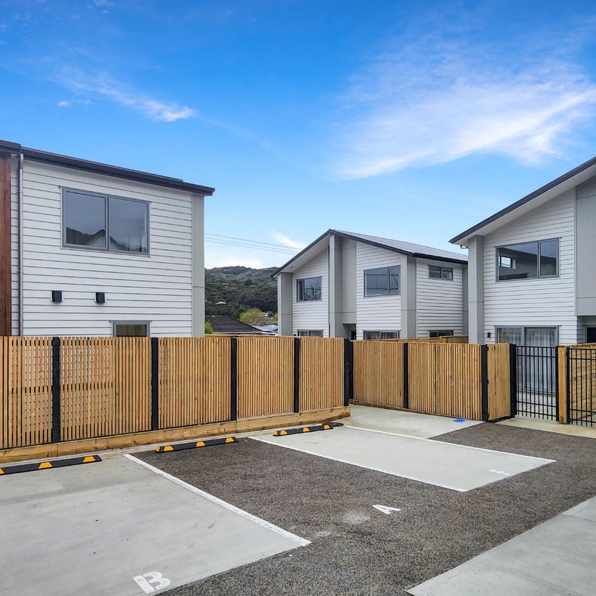 New in Wainui - Photo 1