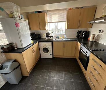 5 bedroom terraced house to rent - Photo 2