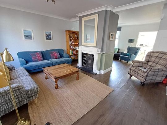 3 bedroom terraced house to rent - Photo 1