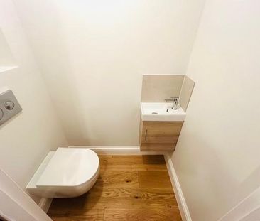 3 bedroom terraced house to rent - Photo 4