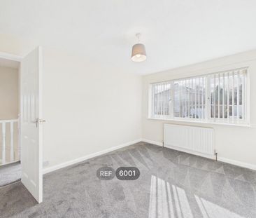 3 bedroom property to rent - Photo 3