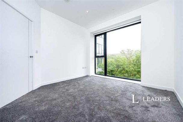 Silbury Court, Silbury Boulevard, Milton Keynes, Buckinghamshire, MK9 - Photo 1
