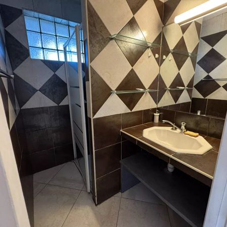 Appartement meublé 2 pièces à louer à Bastia - - Photo 4