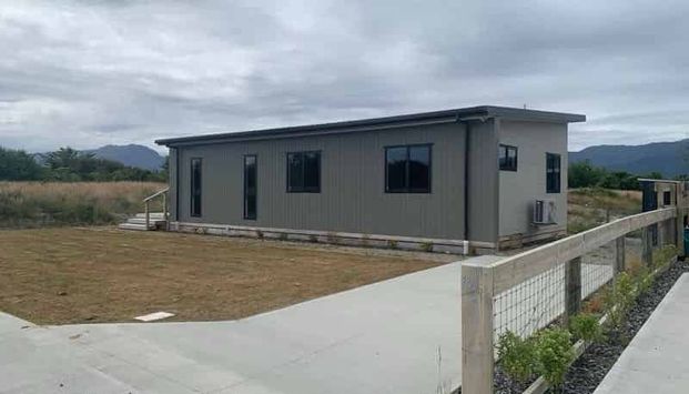 WESTPORT - 3 BEDROOM WITH APPLIANCES - Photo 1