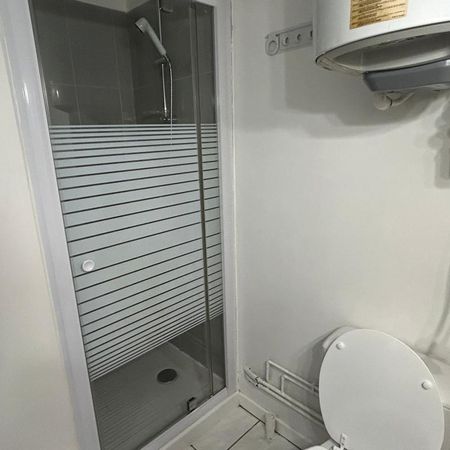 Location Appartement 1 pièce Meublé 17m² MONT DE MARSAN 40000 - Photo 4