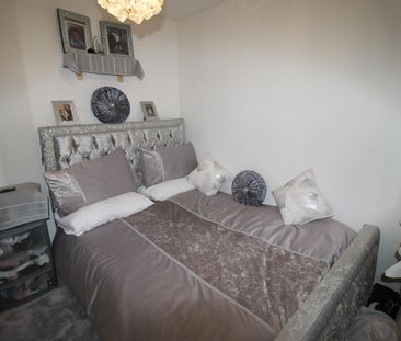 Amersham Hill, High Wycombe - Photo 1