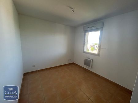 Location Appartement 3 pièces 54m² ST GILLES 30800 - Photo 3