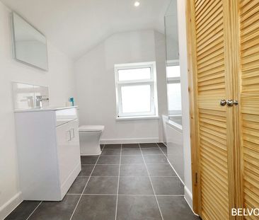 Terraced House to rent on - Photo 4