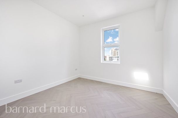 High Street - Photo 1