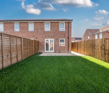 Ilex Drive, Fiddington Fields, Tewkesbury, Gloucestershire - Photo 6