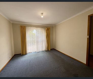 Spacious 3-Bedroom Home - Photo 4