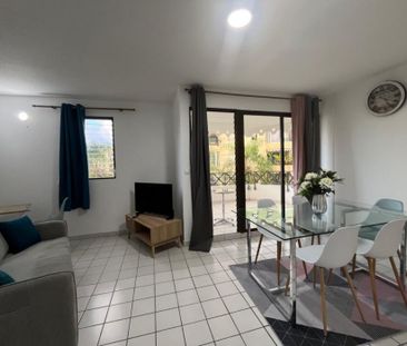 Location Appartement 43.5m² 2 pièces Fort de france - Photo 5