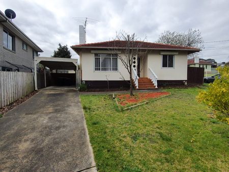 1/10 Binalong Avenue, Chadstone VIC 3148 - Apartment For Rent | Domain - Photo 2