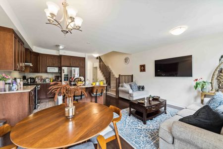 For Lease - 344 Wood Acres Grove, Blossom Park - Airport and Area, Ontario - Photo 5