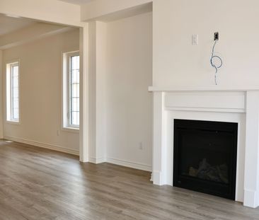 For Lease - 246 Mckenzie Drive, Clearview, Ontario - Photo 3