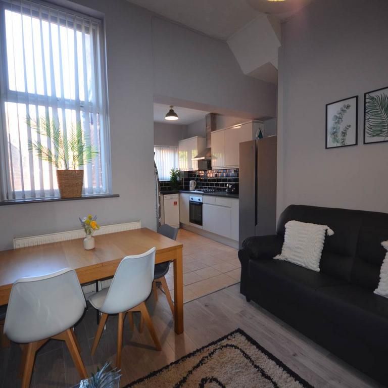 5 bedroom house share to rent - Photo 1