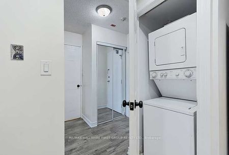 For Lease - 711 Rossland Road Unit# 1012, Whitby, Ontario - Photo 3