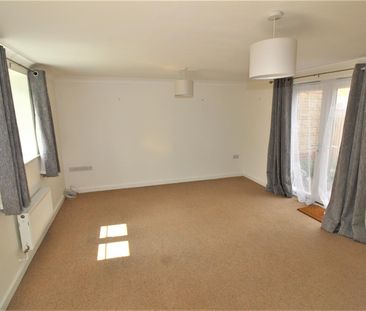 Falstaff Court, King Edwards Drive, Calne, SN11 - Photo 3