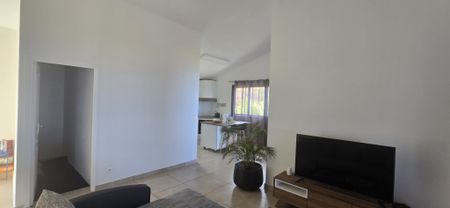 Appartement F3 Meublée St Leu l'étang - Photo 4