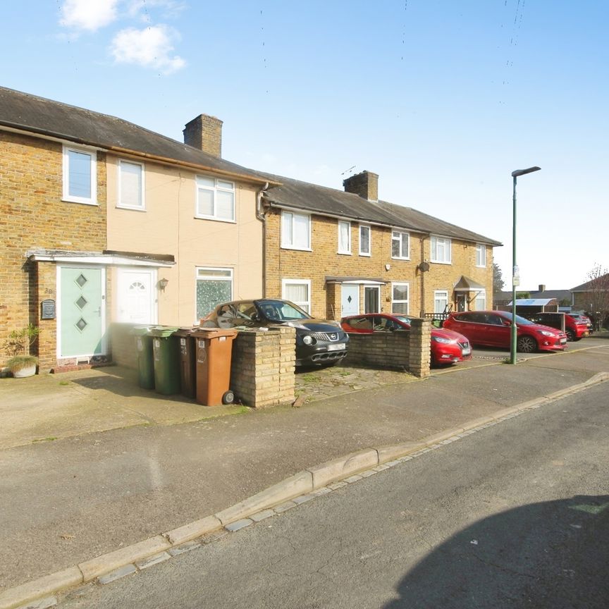 Whitland Road, Carshalton, SM5 1QS - Photo 1