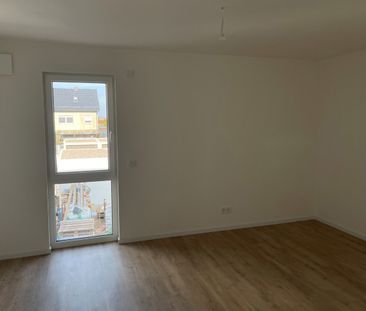 Erstbezug, 2 Zimmer, Küche, Bad/WC, HR, Balkon - Foto 4