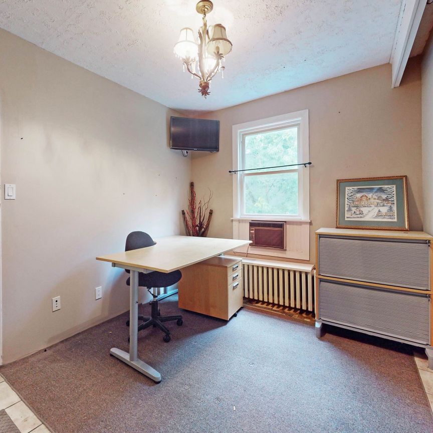 For Lease - 149 Worsley Street, Barrie, Ontario - Photo 1