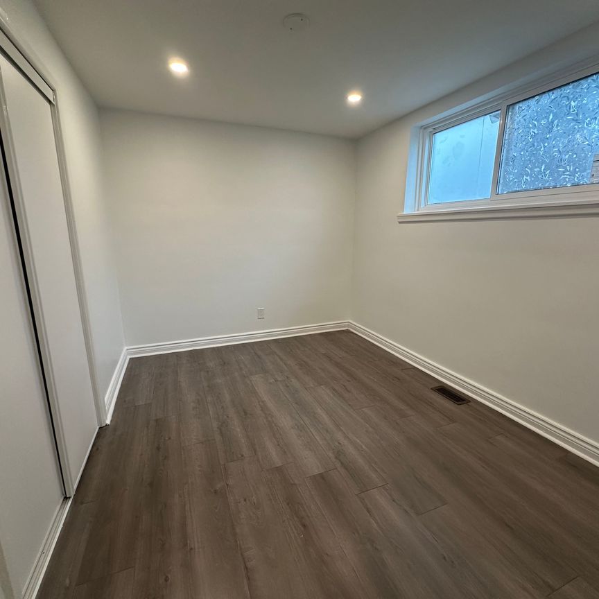 For Lease - 606 Lansdowne Drive, Oshawa, Ontario - Photo 1