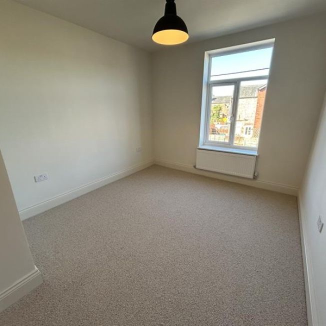 2 Bedroom Apartment Available Arranging tenancy - Photo 1