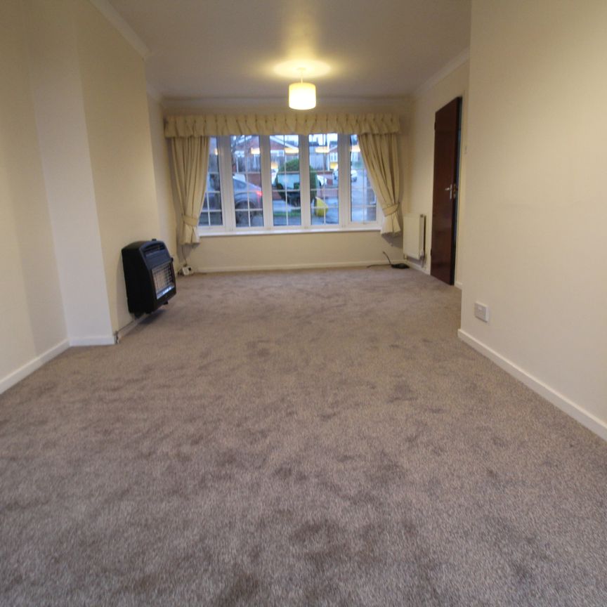 23 Allison Avenue, Swadlincote, Derbyshire DE11 9BS - Photo 1