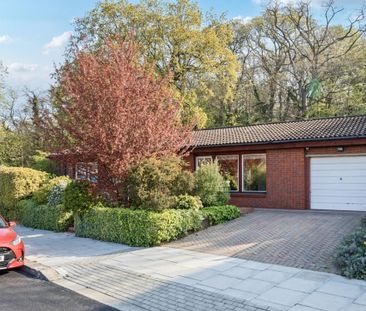 College Road, London SE19 - Photo 1