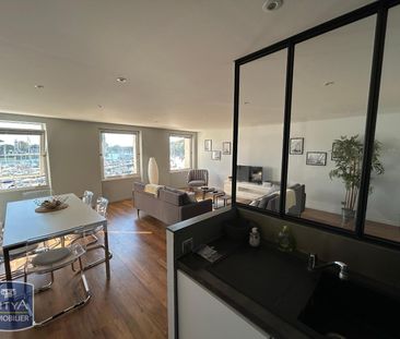 Location Appartement 3 pièces 145m² LA ROCHELLE 17000 - Photo 1