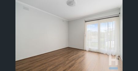 Welcome to your dream home! - Photo 3