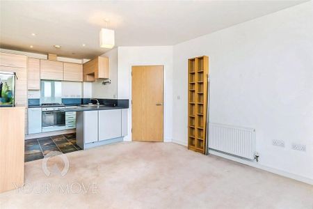 2 bedroom flat to rent - Photo 5
