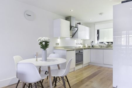 1 Bed Flat, Riemann Court, E3 - Photo 4