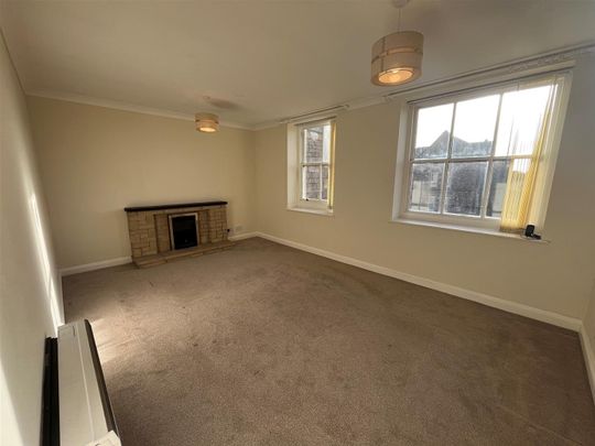 Boulevard, Weston-Super-Mare - Photo 1