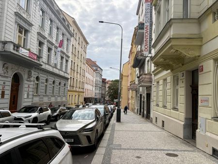 Pronájem bytu 1+kk 10 m2 - Фото 3