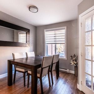 🏡 Rare sur le marché! Maison à LOUER à Ste-Dorothée. Confort et tranquillité dans un secteur prisé. - Photo 2