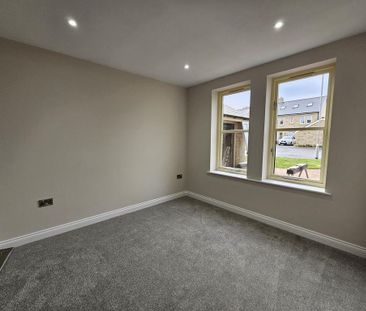 5 bedroom terraced house to rent - Photo 4