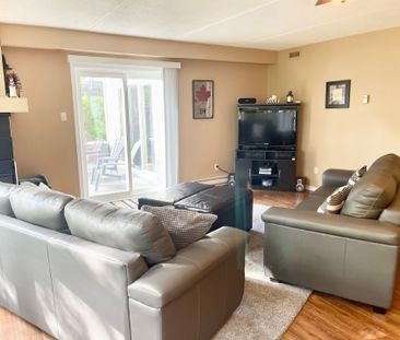 For Lease - 812 Suncrest Circle, Collingwood, Ontario - Photo 2