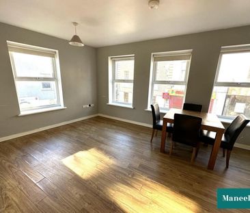 Flat 2, 8-10 Irish Street - Photo 1