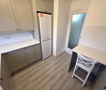 Orchard Park, Giffnock, Glasgow, G46 - Photo 3