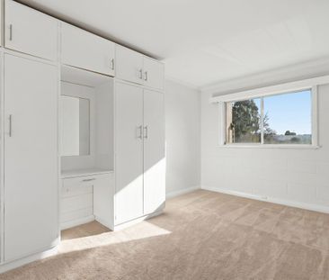 Immaculately presented 1 Bedroom Apartment - Photo 2