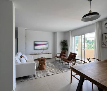 Penthouse in Benahavís - Photo 2