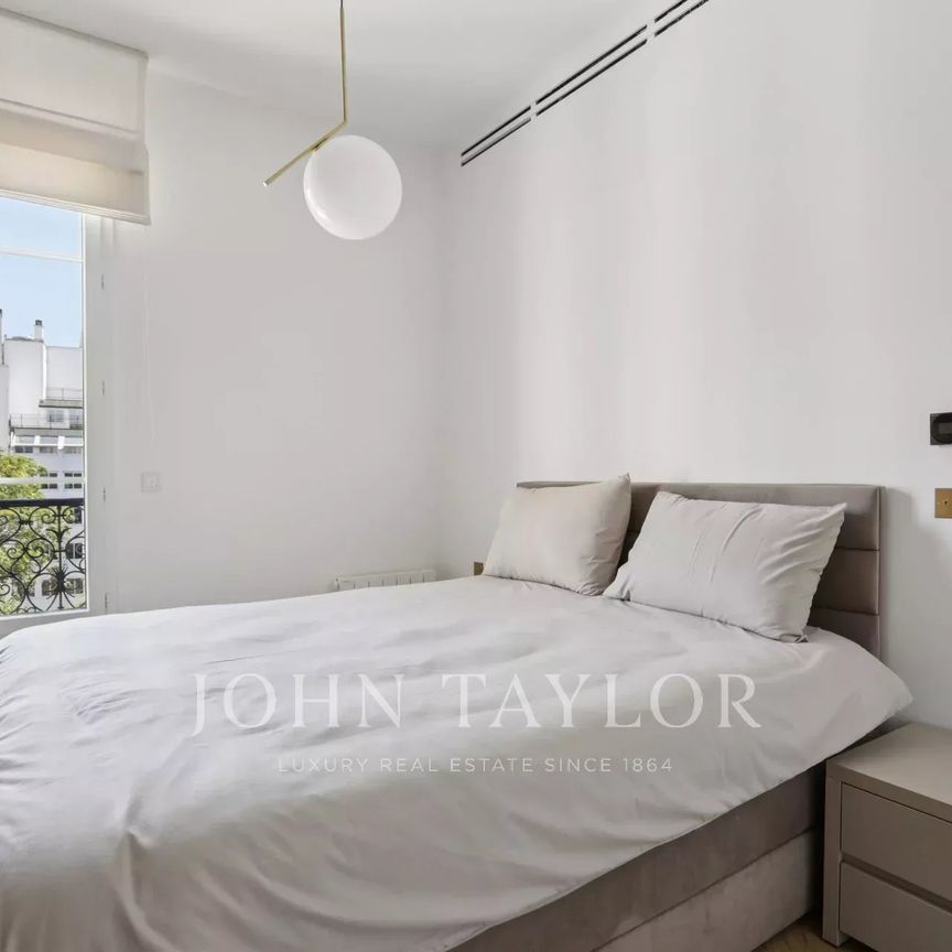 Appartement à louer Paris 8Ème - Champs-Élysées, Paris Rive Droite, France12 000 EUR / Mois - Photo 1