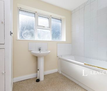3 bedroom house to rent Highway Road, Leicester, LE5 - Photo 6