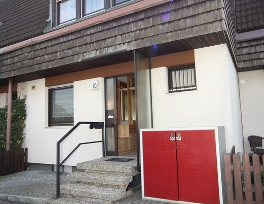 Schönes Einfamilienhaus mit 4,5 Zimmer, sowie Garten und Terrasse in Nürnberg-Großgründlach - Foto 1