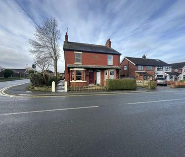 3 bedroom semi-detached house to rent - Photo 4