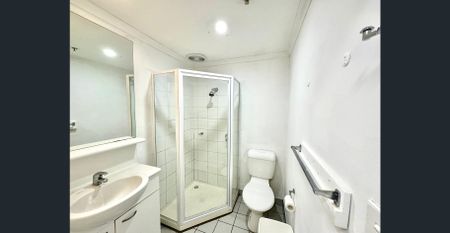 Renovated Fully Furnished Apartment - Photo 4